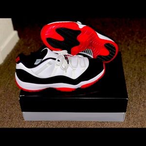 Air Jordan 11 low